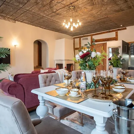 Rataskaevu Boutique - 7 Unique * Reval