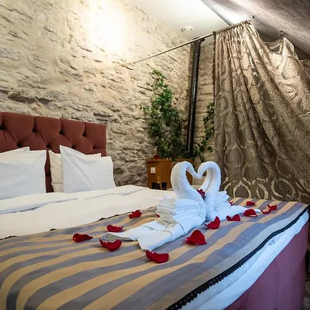 Rataskaevu Boutique - 7 Unique Reval