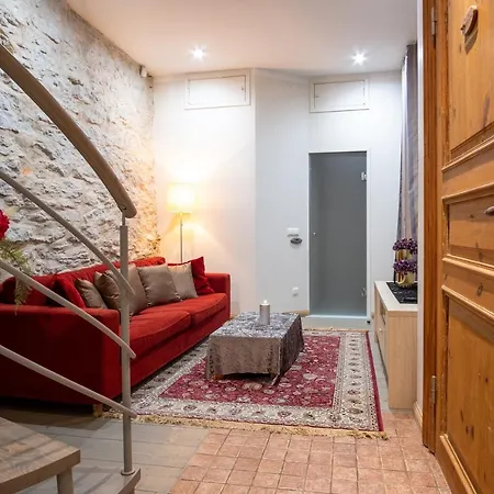 Rataskaevu Boutique - 7 Unique * טאלין