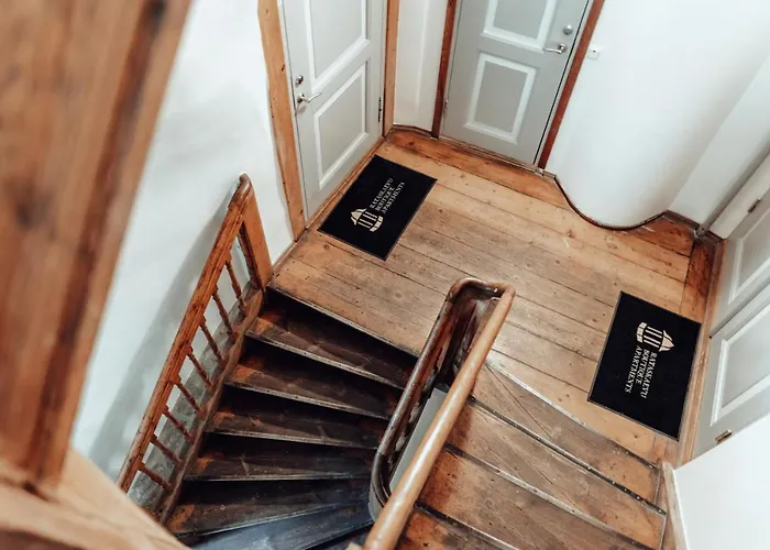 Rataskaevu Boutique - 7 Unique