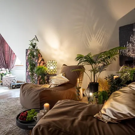 Rataskaevu Boutique - 7 Unique