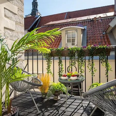 Rataskaevu Boutique - 7 Unique * Tallinn