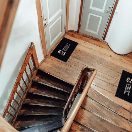 Rataskaevu Boutique - 7 Unique