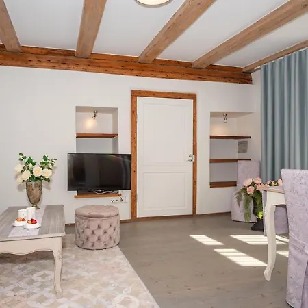 Rataskaevu Boutique - 7 Unique Reval