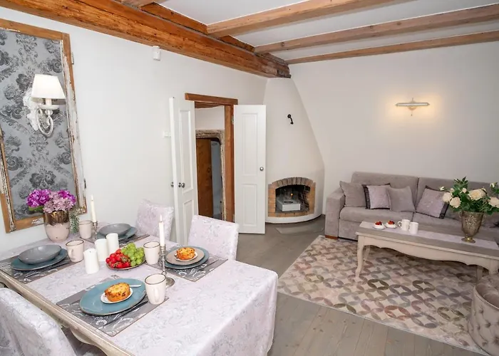 Rataskaevu Boutique - 7 Unique Apartment Tallinn